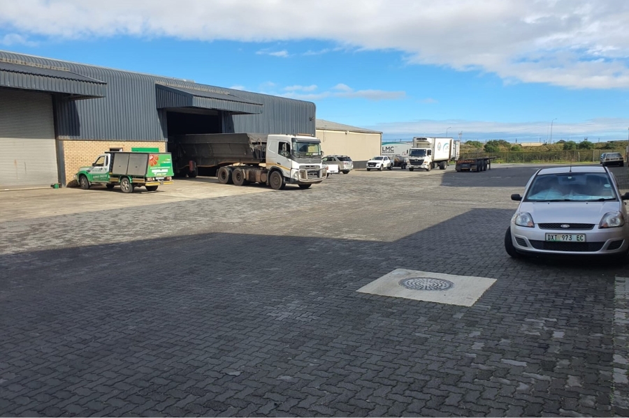 To Let commercial Property for Rent in Deal Party Eastern Cape